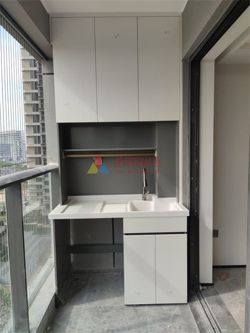 博越明珠4栋03户型单机柜【高级灰柜体 肤感白隐边门】