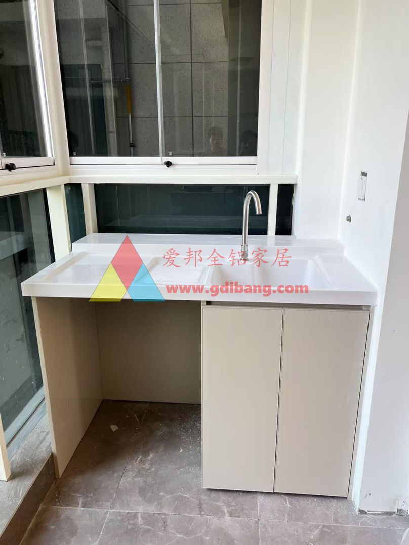 博翠明珠2-1栋06户型 肤感卡其柜门柜体同色洗衣机下柜  