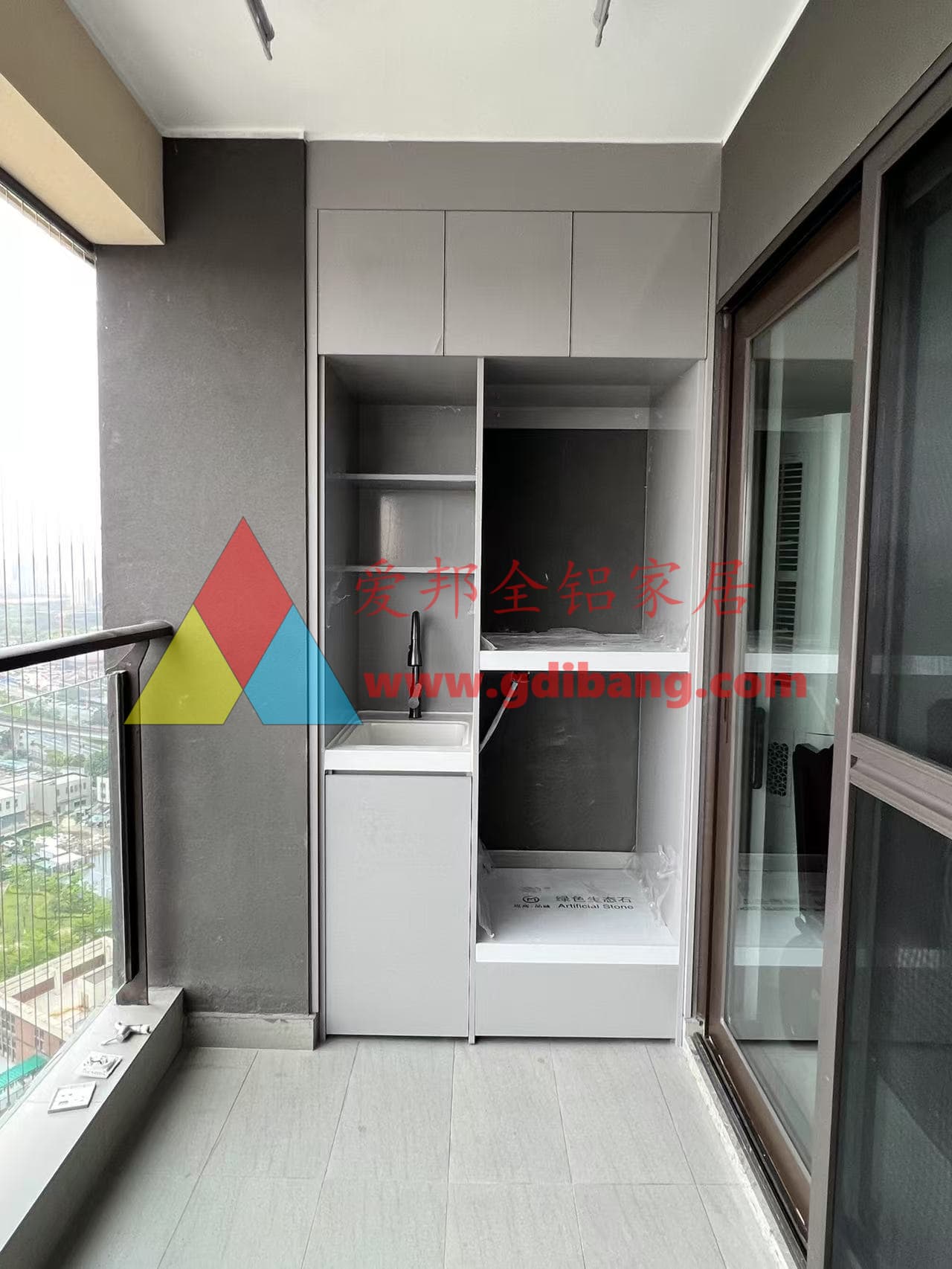 东悦湾11栋01 肤感灰 铝合金阳台柜  阳台柜子 石英石一