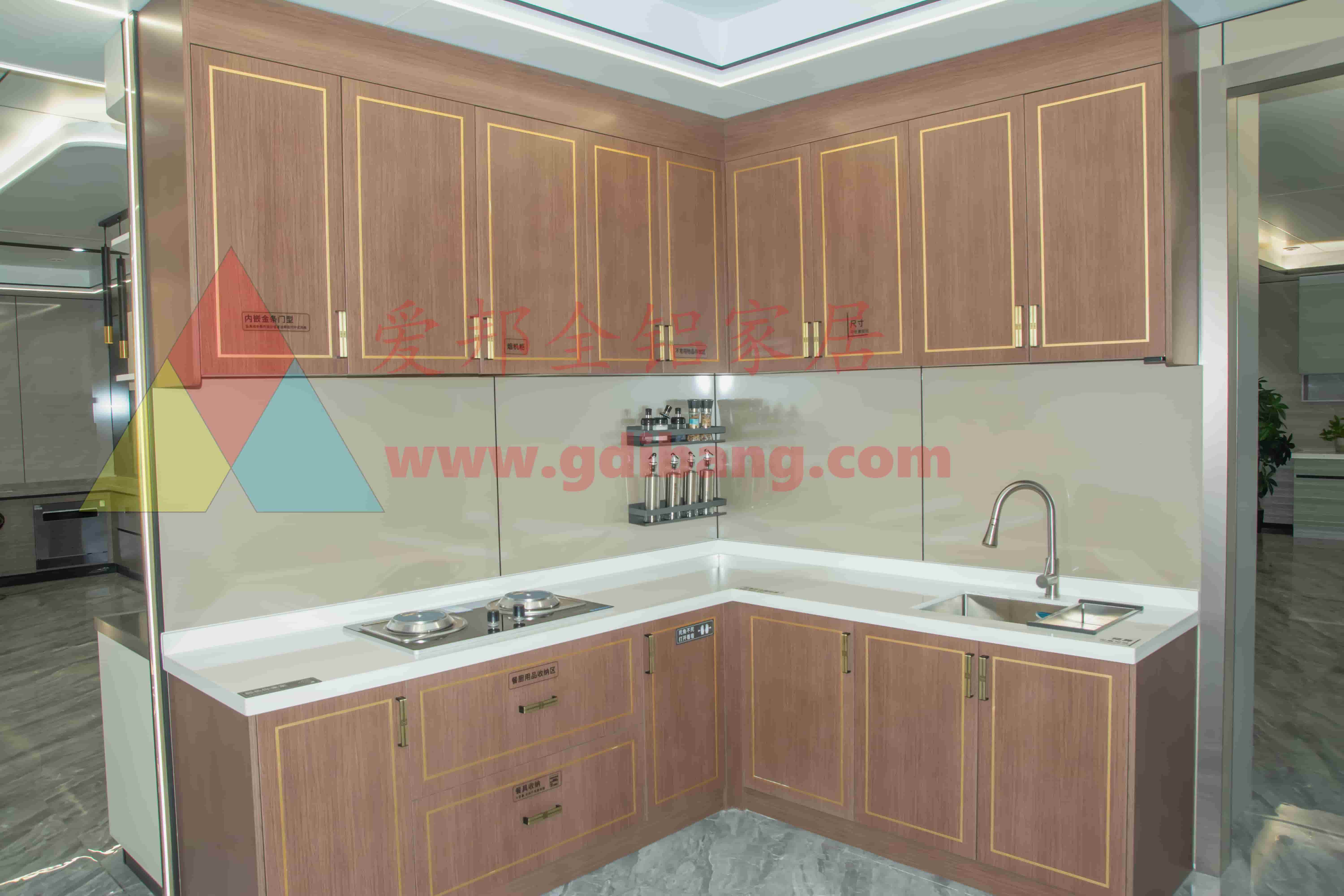 摩卡红松 铝合金厨柜